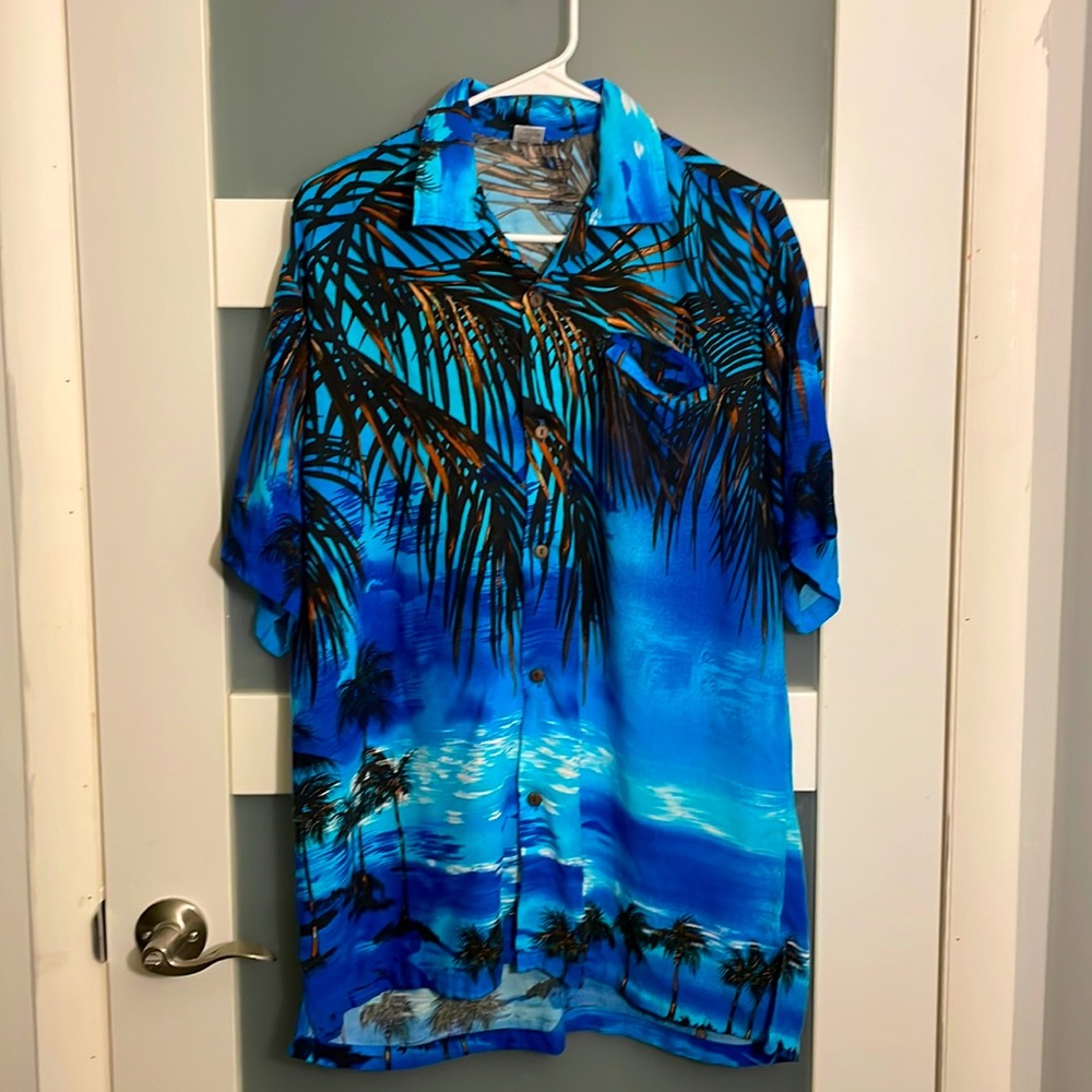 Hawaiian Shirt Men XL Blue Sky Palm Trees In Gear Short Sleeve Button Up Comfort